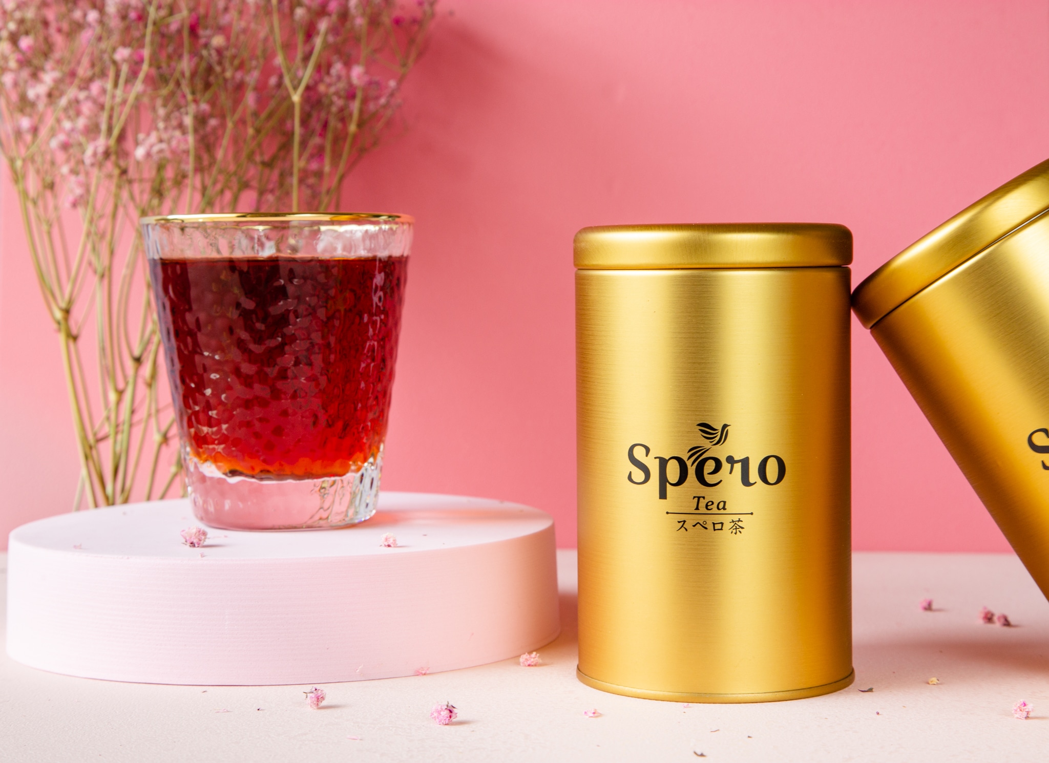 以Spero Tea至希茶茶葉罐表示台灣茶是台灣伴手禮第一名